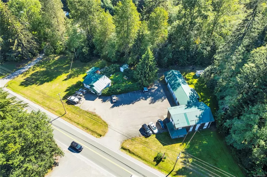 1260 Sayward Rd, Sayward, BC V0P 1R0