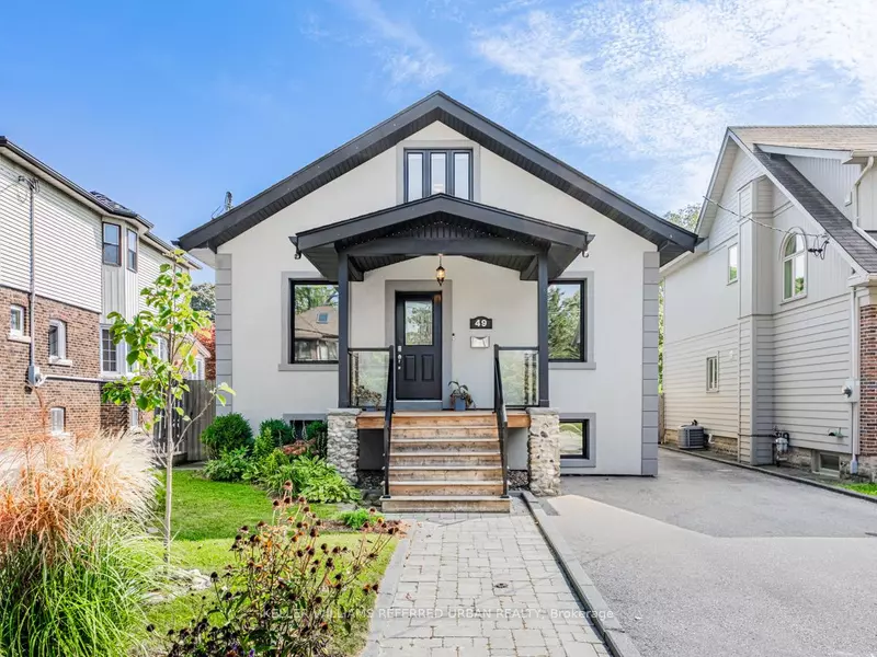 49 Eastbourne CRES, Toronto W06, ON M8V 1W7