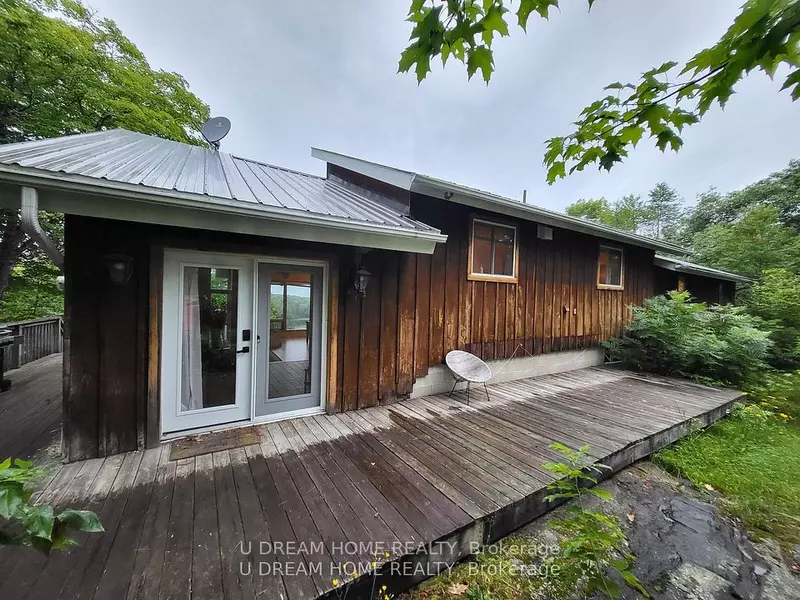 454 Silver Lake RD, Magnetawan, ON P0A 1P0