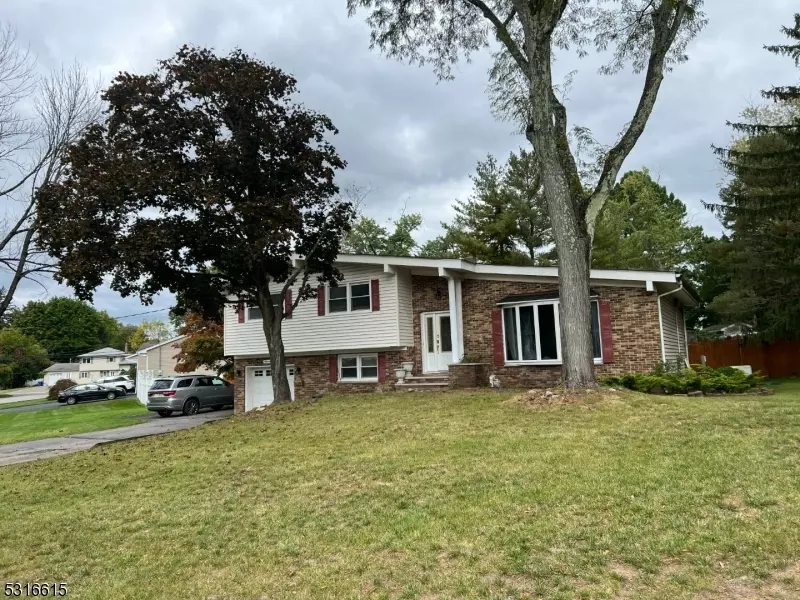 Wayne Twp., NJ 07470,11 Harmer Terrace