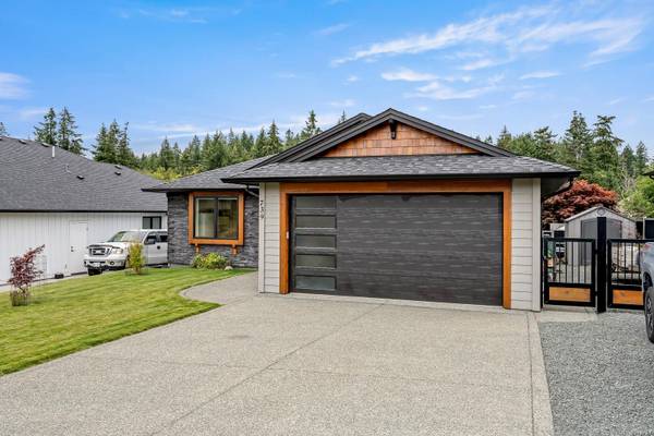 739 Bushbuck Dr, Campbell River, BC V9W 7X2