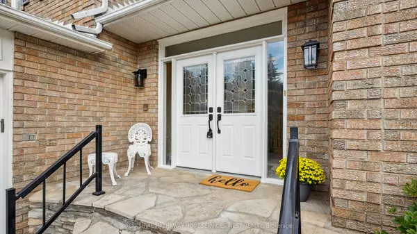 Oakville, ON L6J 6N7,524 Chillingham CRES