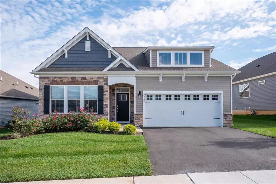 7948 Schaefer Crst, Upper Macungie Twp, PA 18031