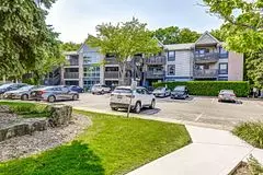 Burlington, ON L7M 4C3,2030 Cleaver AVE #201