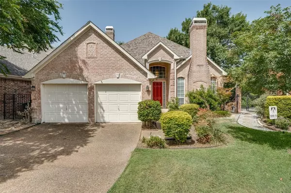 Dallas, TX 75218,1427 Waterside Drive