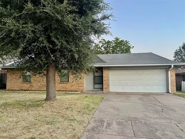 4324 Aspen Way, Haltom City, TX 76137