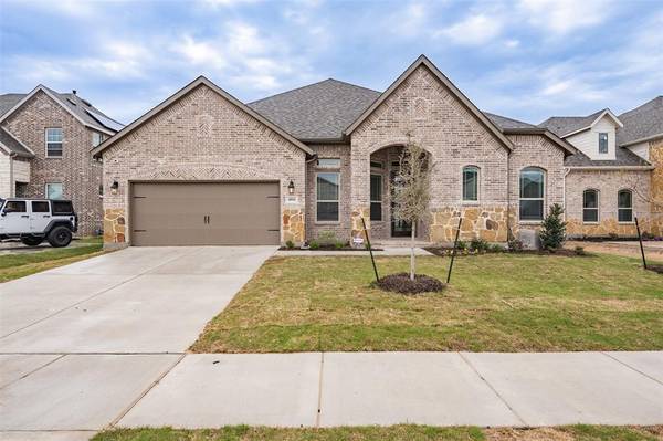 4804 Adelaide Drive, Mansfield, TX 76063