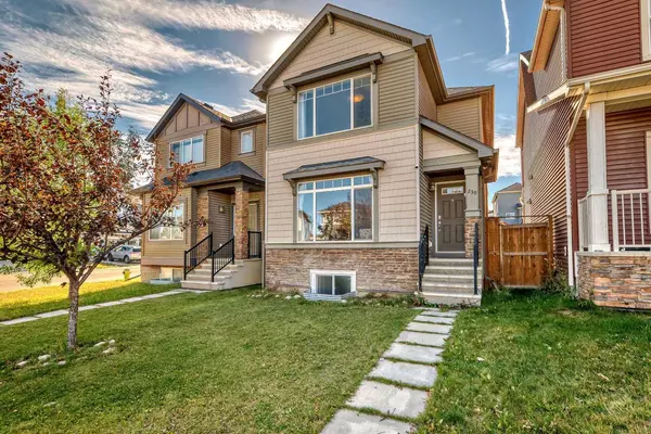 239 Sage Bank GRV Northwest, Calgary, AB T3R 0K2