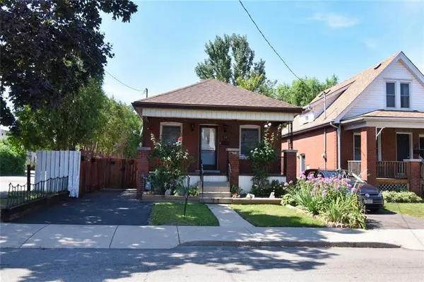 17 Park Row N, Hamilton, ON L8H 4E3