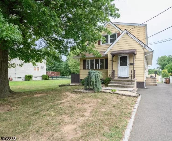 1413 Emma Pl, Linden City, NJ 07036