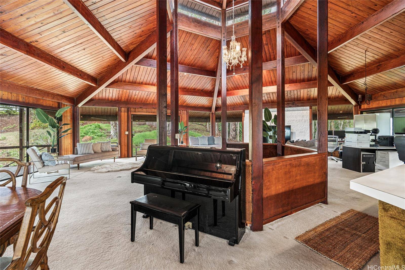 Mililani, HI 96789,95-214 Waikalani Drive