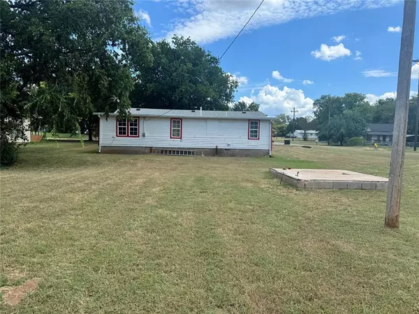 Wellston, OK 74881,511 Fir