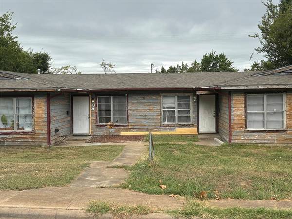 Denison, TX 75020,31 Macarthur Drive