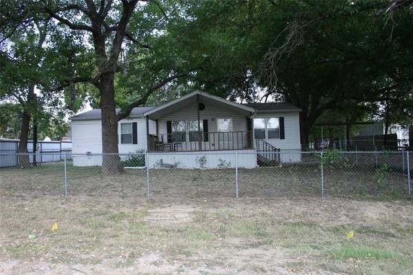 Graford, TX 76449,315 Peach Street