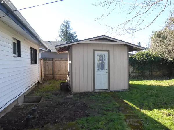 Springfield, OR 97477,1816 CARTER LN