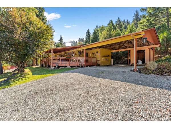 1857 QUINES CREEK RD, Azalea, OR 97410