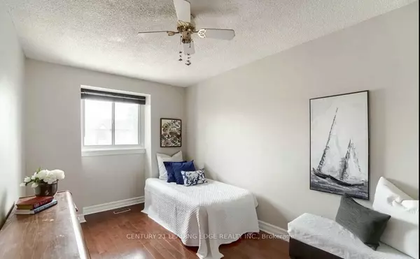 131 MOREGATE CRES #30-ROOM, Brampton, ON L6S 3K9