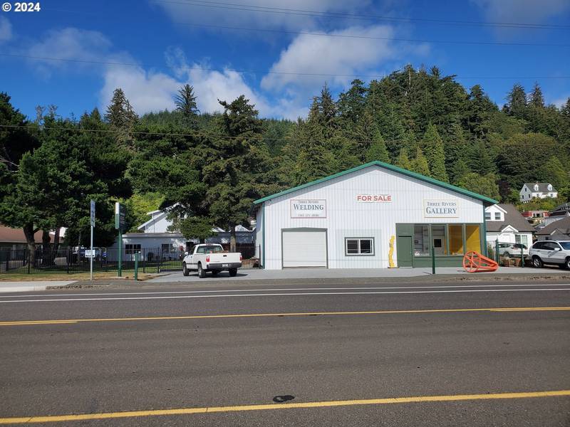 77231 HIGHWAY 101, Gardiner, OR 97441