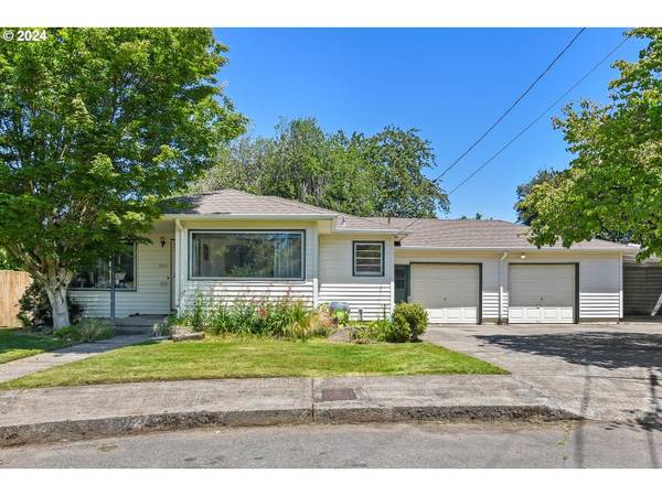 5955 SE TIBBETTS ST, Portland, OR 97206