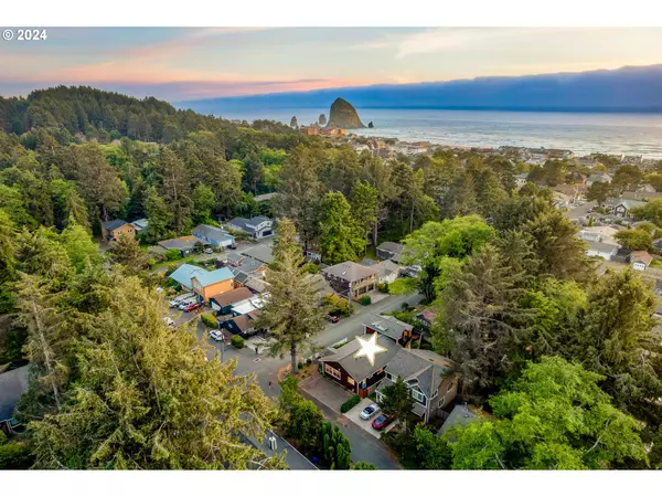 Cannon Beach, OR 97110,296 E VAN BUREN ST