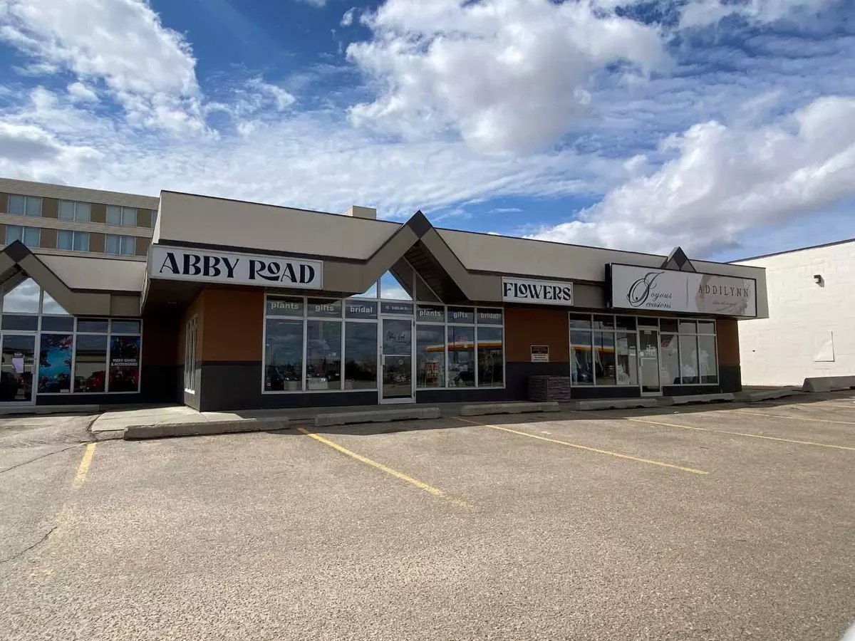 Lloydminster, AB T9V 0A9,5405 44 ST #8