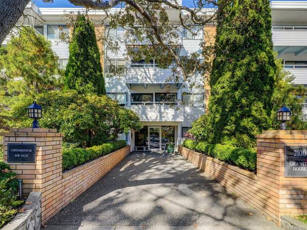 2100 Granite St #411, Oak Bay, BC V9C 0L5