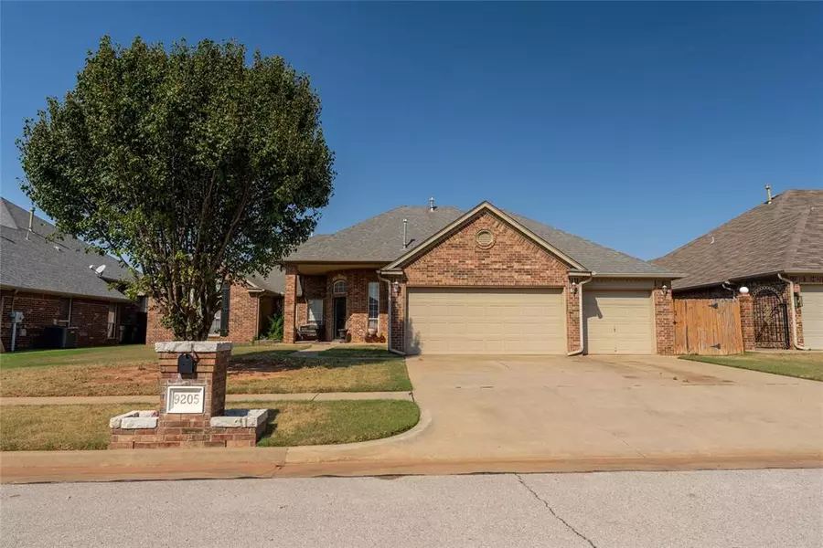 9205 SW 27th Street, Oklahoma City, OK 73128