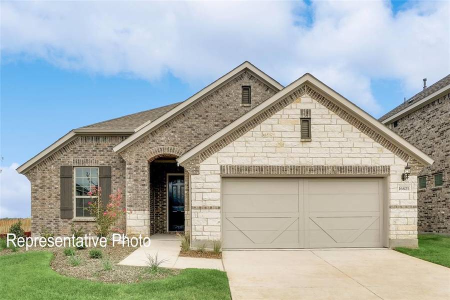 16464 Hemlock Tree Drive, Justin, TX 76247