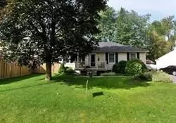 2 Hughes ST, Richmond Hill, ON L4E 2V9