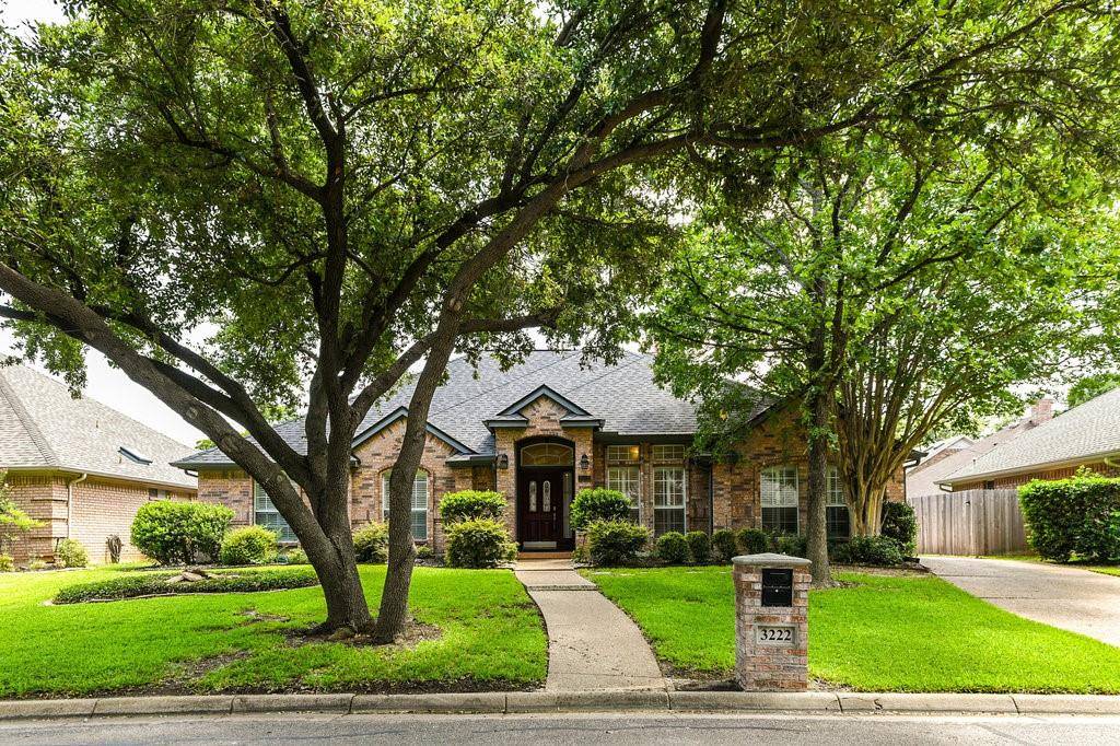 3222 Kenilworth Drive,  Arlington,  TX 76001