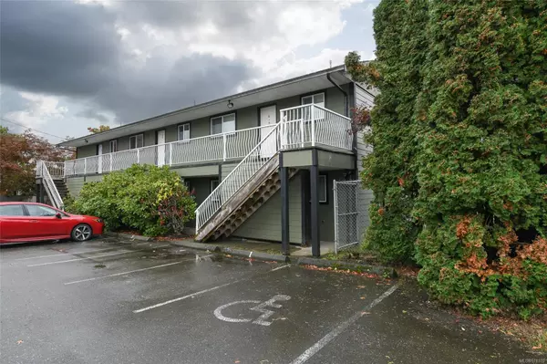 Courtenay, BC V9N 2B6,485 21st St #5