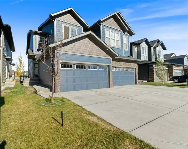 139 Legacy Glen Parade SE, Calgary, AB T2X 4T3