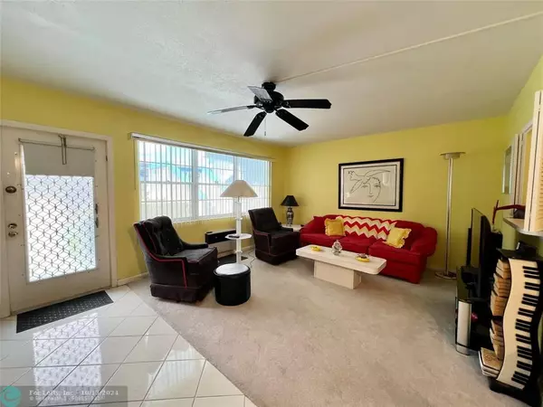 Deerfield Beach, FL 33442,112 Oakridge I  #112