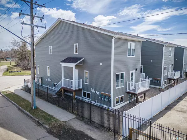 Saskatoon, SK S7M 5Y6,423 L AVENUE S