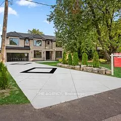 Oakville, ON L6L 4V9,527 Taplow CRES