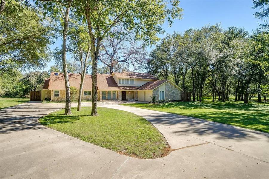 9500 Bellechase Road, Granbury, TX 76049