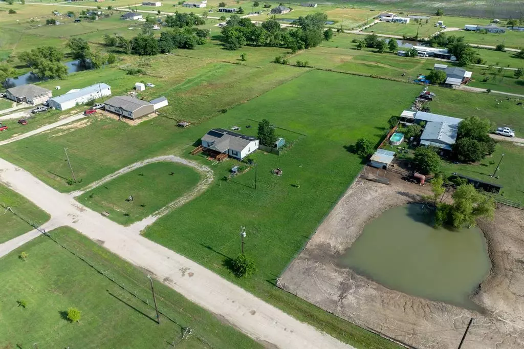 Quinlan, TX 75474,8719 Private Road 3842