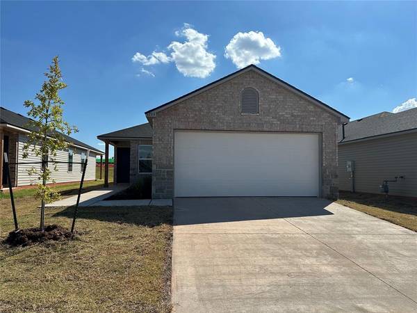 1211 Clydesdale Drive, Guthrie, OK 73044