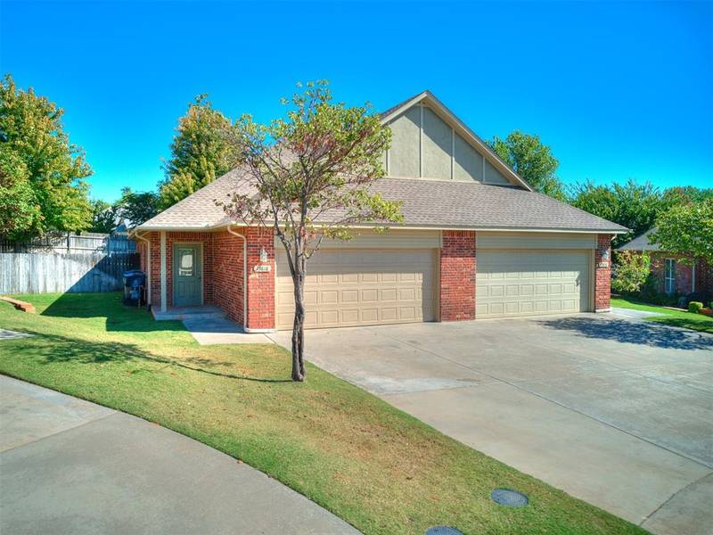 13818 Oxford Drive, Edmond, OK 73013