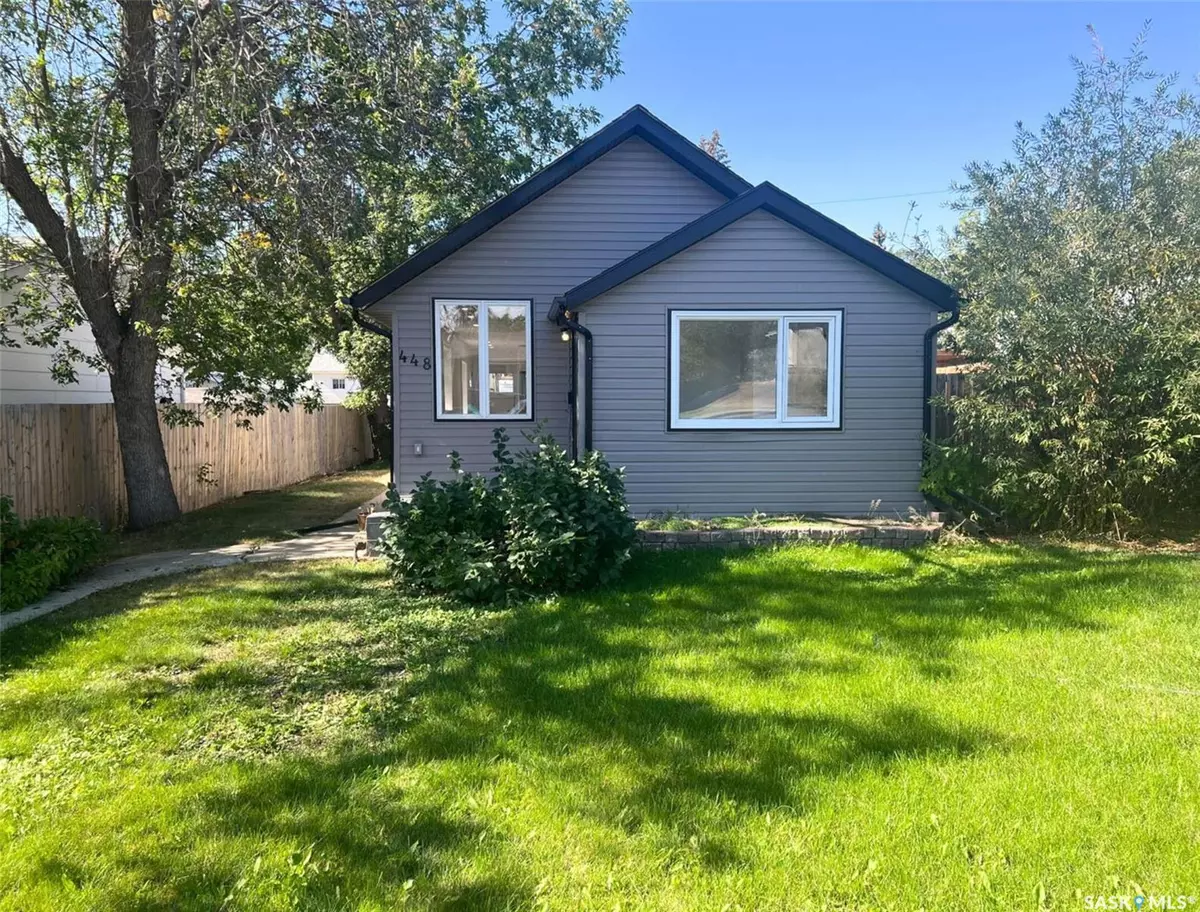 Swift Current, SK S9H 2B6,448 1st AVENUE NE