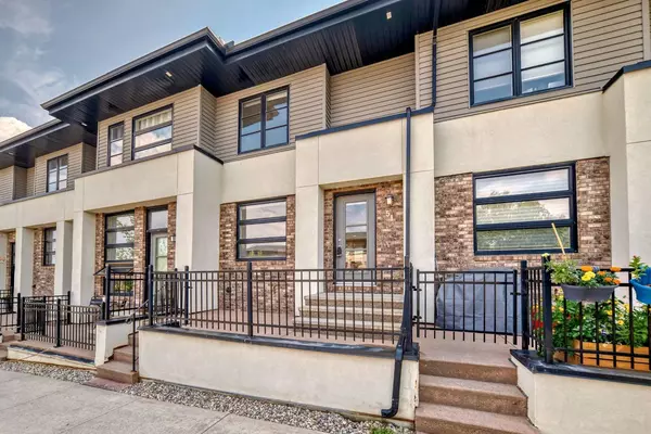 51 Aspen Hills GN Southwest, Calgary, AB T3H0H6