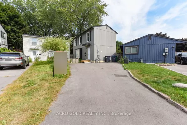 Brampton, ON L6S 1S4,8 Huntington CT