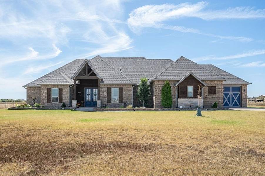 1950 NE Moffat Road, Piedmont, OK 73078