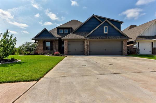 1316 NE 33rd Terrace, Moore, OK 73160