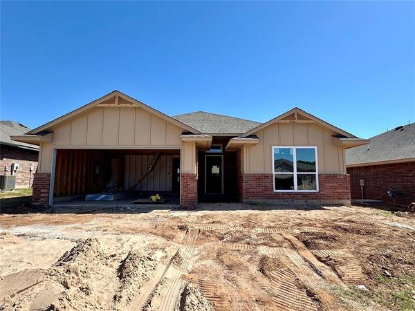 1116 Acacia Creek Drive, Yukon, OK 73099