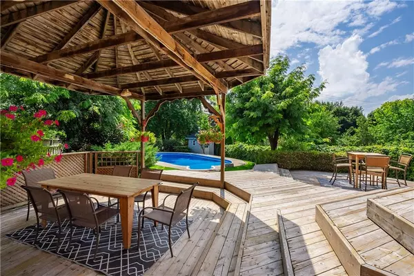 4456 IDLEWILDE Crescent, Mississauga, ON L5M 4E3