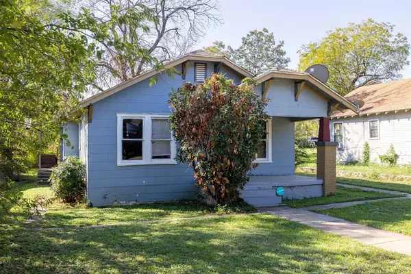 5733 Bonnell Avenue, Fort Worth, TX 76107