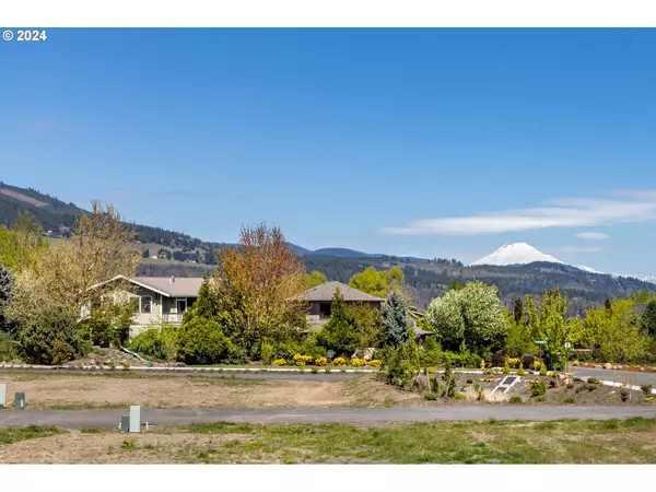 Hood River, OR 97031,1112 BARONE LN