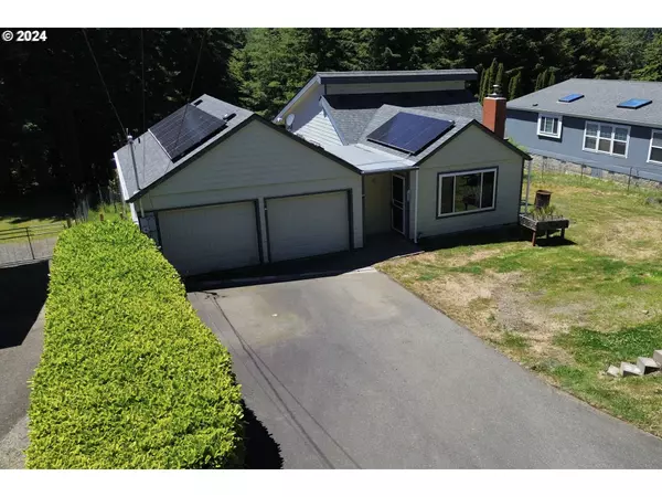 Coos Bay, OR 97420,2145 WOODLAND DR