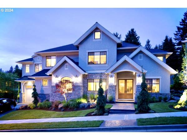 2934 COEUR D ALENE DR, West Linn, OR 97068